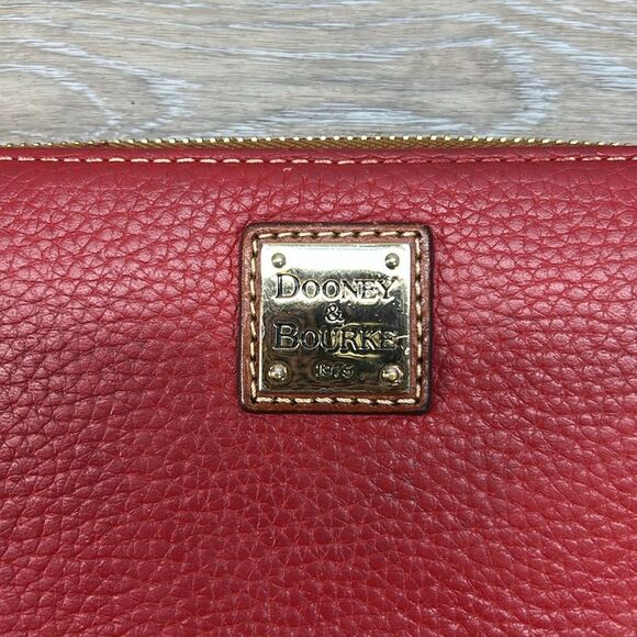 *dooney & bourke red pebble grain full zip wallet - Picture 8 of 16
